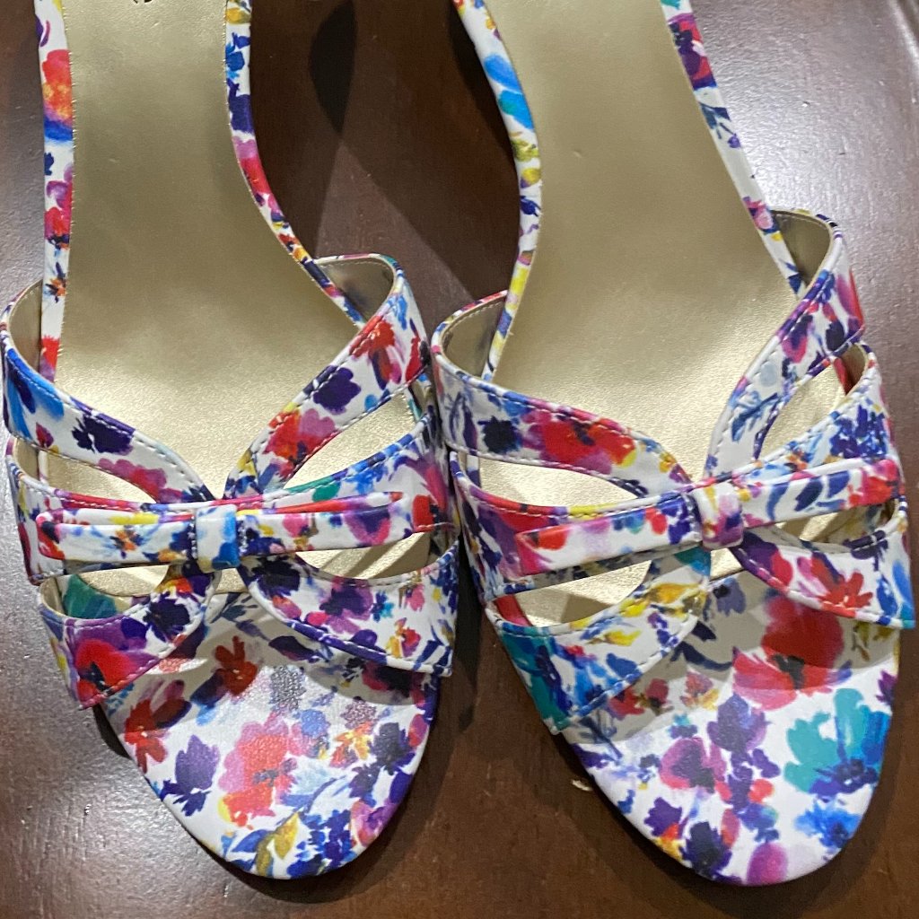 Floral Slip On Brand New Kelly Katie Sandal Floral Slip On Brand New Kelly Katie Sandal